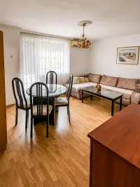 Jednoiposoban stan — Rentgenova — fotografija 1