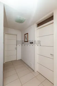 Više od tri spavaće sobe stan — Studenička — fotografija 12