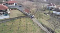Plac — Božurnja — fotografija 6
