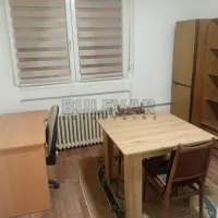 Jednoiposoban stan — Sinđelićev trg — fotografija 1