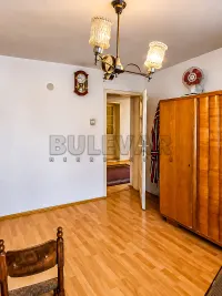 Trosoban stan — Булевар 12. фебруар — fotografija 4