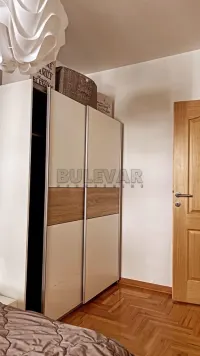 Jednoiposoban stan — Zetska — fotografija 6