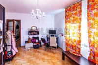 Trosoban stan — Božidarčeva — fotografija 16
