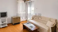 Jednoiposoban stan — Bulevar Svetog Pantelejmona — fotografija 2