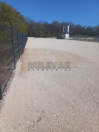 Plac — Vojvode Putnika — fotografija 2