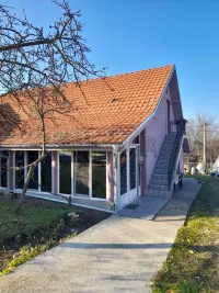 Kuća — 19. oktobra — fotografija 9