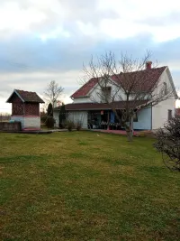 Kuća — Vučkovica — fotografija 1