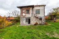 Kuća — Gabrovac — fotografija 2