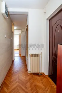 Više od tri spavaće sobe stan — Trg 14. oktobra — fotografija 8
