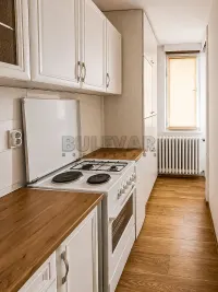 Trosoban stan — Bulevar dr Zorana — fotografija 3
