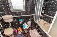 Više od tri spavaće sobe stan — Bulevar Nemanjića — fotografija 21