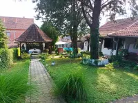 Kuća — Knić — fotografija 1