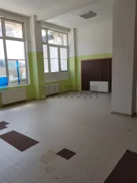 Poslovni prostor — Cara Dušana — fotografija 9