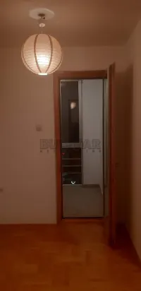 Jednoiposoban stan — Radoja Dakića — fotografija 6