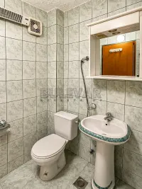 Jednoiposoban stan — Rentgenova — fotografija 10