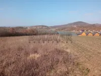 Plac — Žunje — fotografija 9