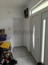Kuća — Obrva — fotografija 12