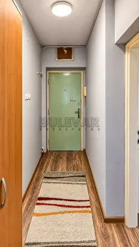 Jednoiposoban stan — Radnih brigada — fotografija 8