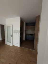 Dvoiposoban stan — Branka Krsmanovića — fotografija 3