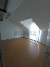 Poslovni prostor — Bulevar 12. februar — fotografija 4