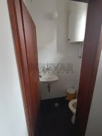 Poslovni prostor — Učiteljska — fotografija 6