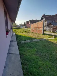 Kuća — 19. oktobra — fotografija 13