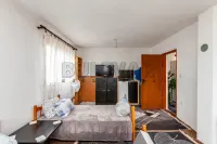 Kuća — Batušinački put — fotografija 12