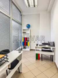 Poslovni prostor — Sinđelićev trg — fotografija 14