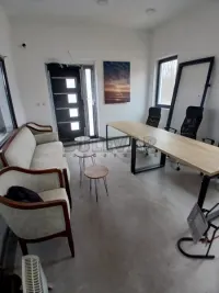 Poslovni prostor — Donjovlaška — fotografija 1