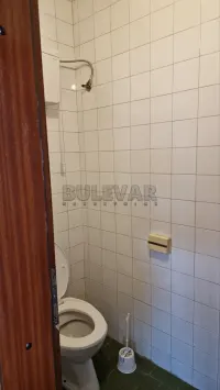 Dvoiposoban stan — Bulevar Nemanjića — fotografija 13