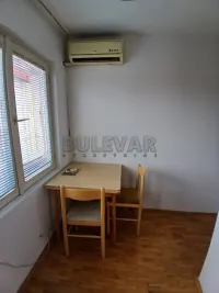 Jednoiposoban stan — Strahinjića Bana — fotografija 5