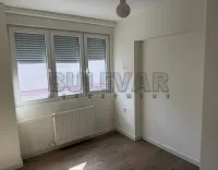 Dvoiposoban stan — 9. бригаде — fotografija 2
