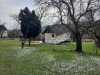 Kuća — Knić — fotografija 10