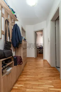 Dvoiposoban stan — Cara Dušana — fotografija 11