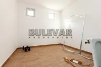 Poslovni prostor — Donjovrežinska — fotografija 5