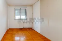 Više od tri spavaće sobe stan — Stara železnička kolonija — fotografija 11