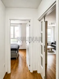 Jednoiposoban stan — Bulevar Nemanjića — fotografija 9