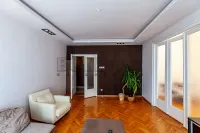 Trosoban stan — Obrenovićeva — fotografija 7