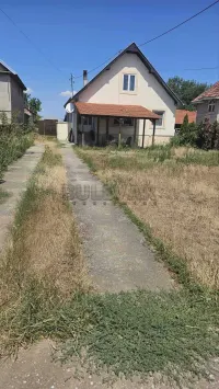 Kuća — Kutleš — fotografija 1