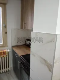 Jednoiposoban stan — Bulevar dr Zorana — fotografija 5