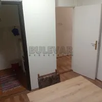 Jednoiposoban stan — Sinđelićev trg — fotografija 2