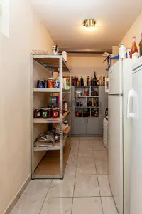 Više od tri spavaće sobe stan — Ratka Sofijanića — fotografija 9