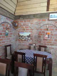 Kuća — Knić — fotografija 12