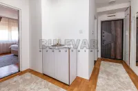 Više od tri spavaće sobe stan — Božidarčeva — fotografija 10