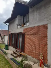 Kuća — Knić — fotografija 2