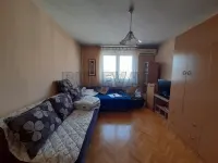 Jednosoban stan — Trg 14. oktobra — fotografija 7