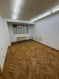 Poslovni prostor — Cara Dušana — fotografija 1