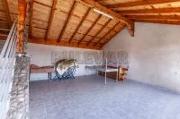 Kuća — Tešica — fotografija 10