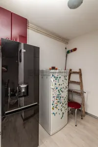 Više od tri spavaće sobe stan — Bulevar Nemanjića — fotografija 17