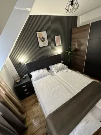 Jednoiposoban stan — Vikend naselje — fotografija 4